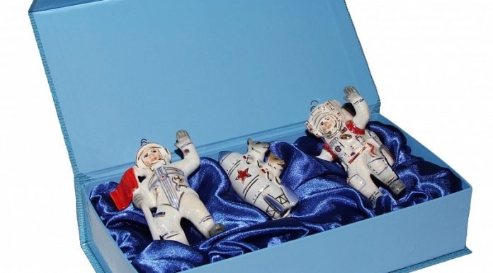 Фарфоровый набор «Первый полёт в космос»