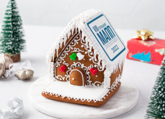 «Пряничный домик-конструктор» — набор имбирного печенья сделай сам с логотипом Премии МАПП