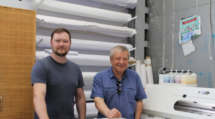 «Раз мы попали в эту субстанцию, то единственный вариант — взбивать её до состояния густой сметаны, чтобы не утонуть»