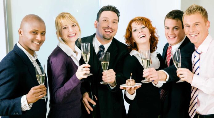 В России стали меньше любить корпоративы