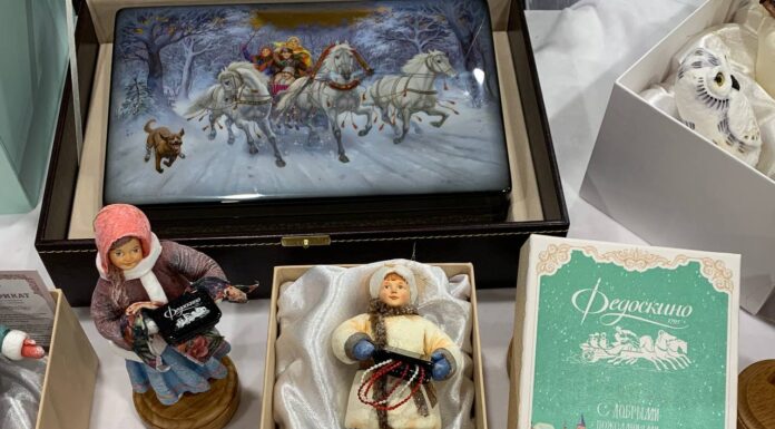 Коллекция ватных игрушек со шкатулками «Федоскино»